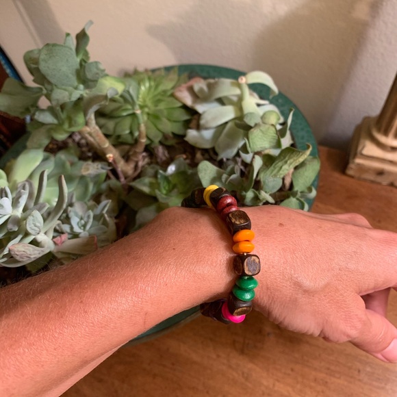 NEW handmade Oil Diffuser wooden beads #peacedbyAlise stretch fun bright festive - Picture 2 of 4